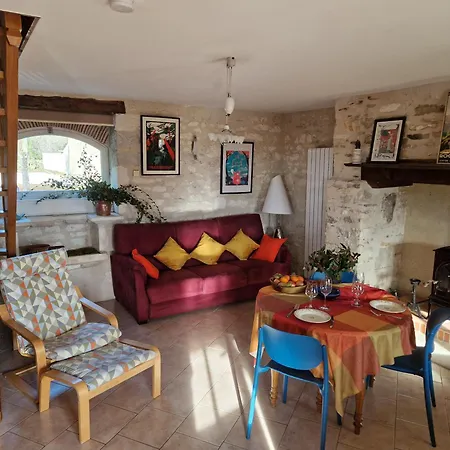 Maison Quercynoise En Pierre Concots